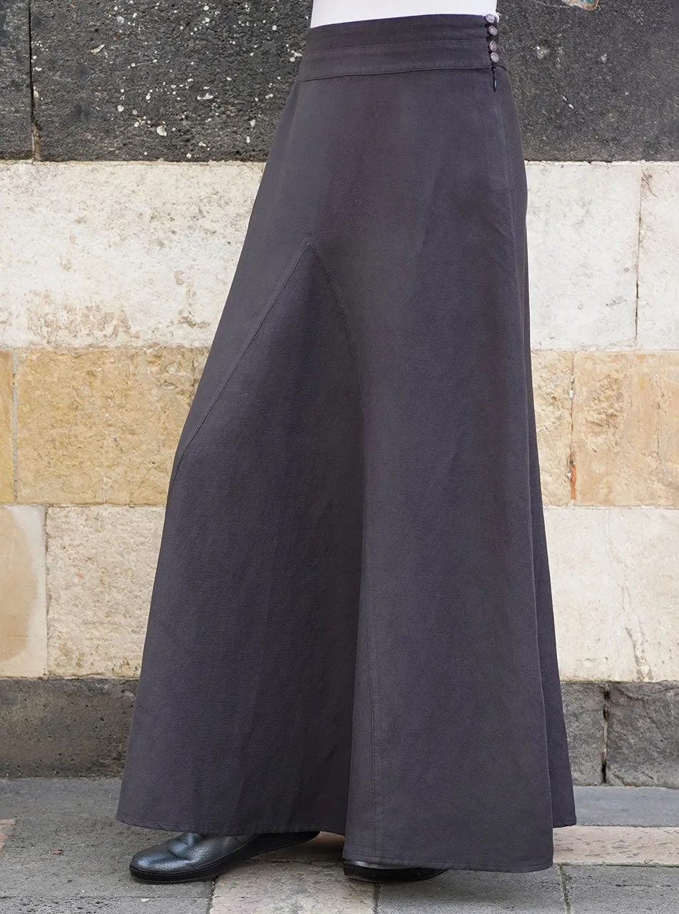 Linen Skirt with Flared Godet